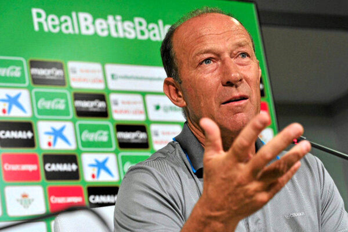 نه برانکو میتواند ببندد نه کالدرون؛ سرنوشت سر مربیان پرسپولیس به هم گره خورده