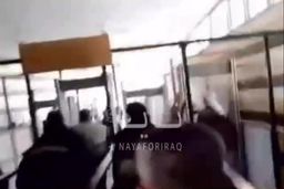 لحظه ورود افراد مسلح سوری به حرم حضرت زینب(س)