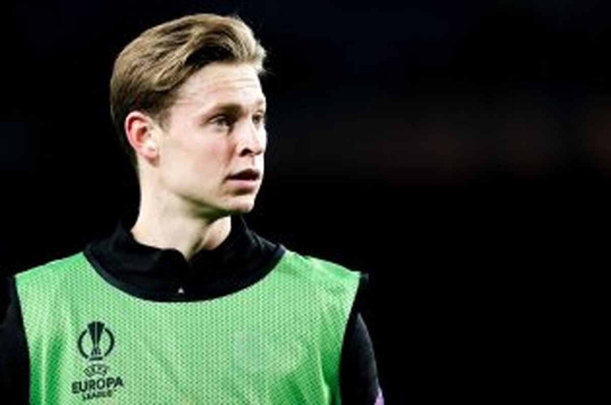 رقیب جدی برای یونایتد؛ چلسی هم  دی یونگ را میخواهد!