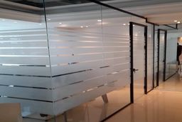 انواع پارتیشن | راهنمای جامع و کاربردی برای تفکیک فضاهای اداری و مسکونی