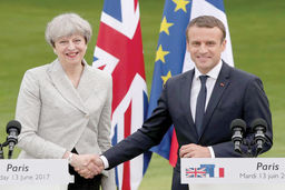 تلاش اروپا برای مذاکره موشکی
لندن و پاریس چه نقشه‌ای در سر دارند؟