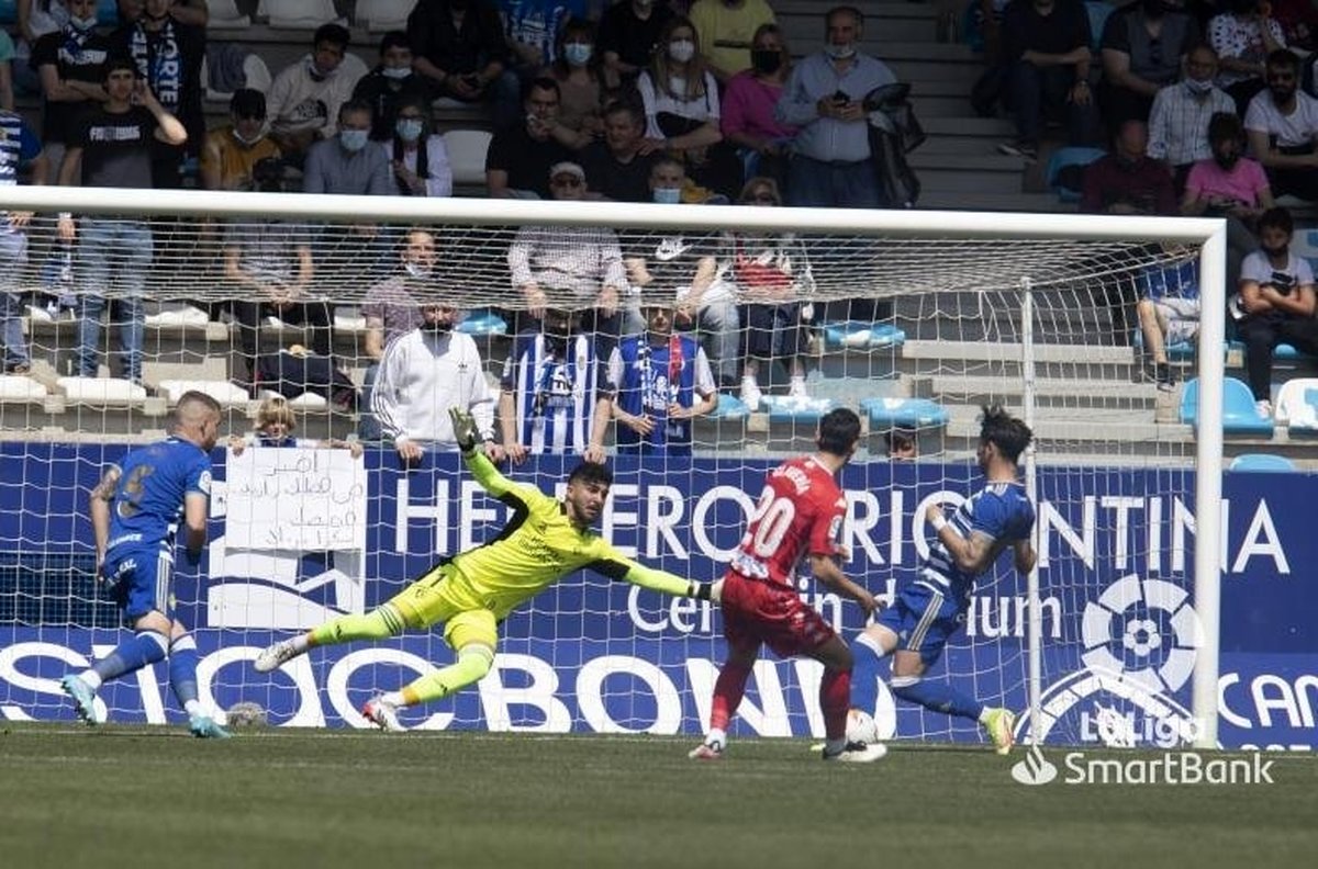 عابدزاده یک دقیقه برای کلین شیت کم آورد