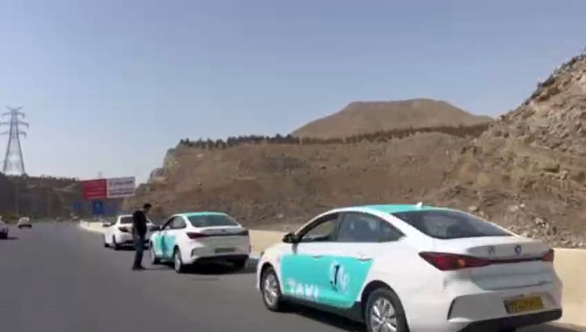  ورود ۴۵۰۰۰ دستگاه تاکسی برقی هوشمند توسط شرکت بابک زنجانی + فیلم