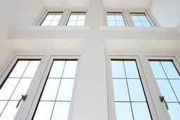 برای ساختمان اداری خود از چه نوع پنجره دوجداره ای استفاده کنیم؟