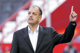 سرمربی پیشین عراق:به طور معمول نمی‌توانیم تیم‌های ملی کره‌جنوبی، ژاپن و ایران را از دایره مدعیان قهرمانی جام ملت‌های آسیا کنار بگذاریم/ تیم ملی ایران قدرتمند است / کی‌روش تجربه زیادی دارد