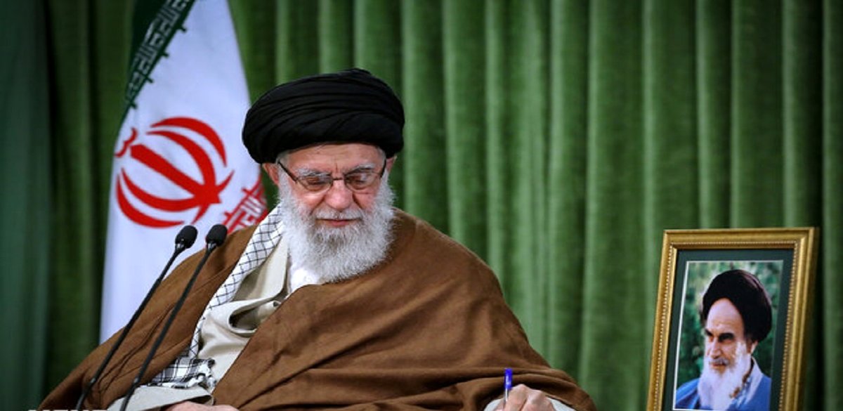 پاسخ رهبر انقلاب به نامه شاعران