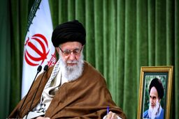 پاسخ رهبر انقلاب به نامه شاعران