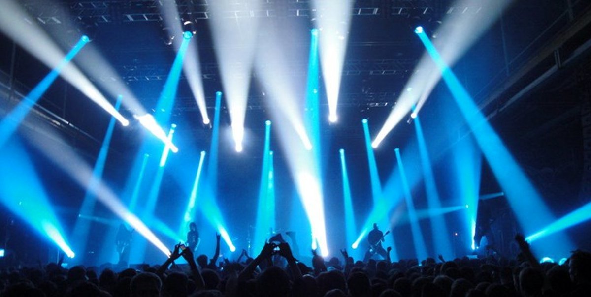 کنسرت فولکلور آذری در فرهنگسرای نیاوران