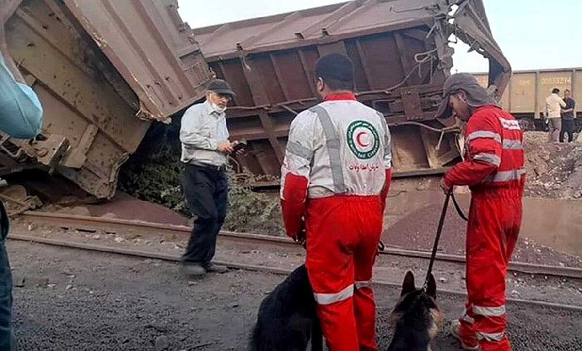 جزئیات وحشتناک از خارج شدن قطار از ریل در زنجان | ماجرا چه بود؟