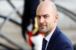 فرانسه هم ایران را تهدید به حمله کرد