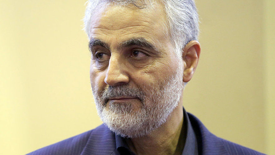 عکس خندان و دیده نشده از شهید سردار سلیمانی