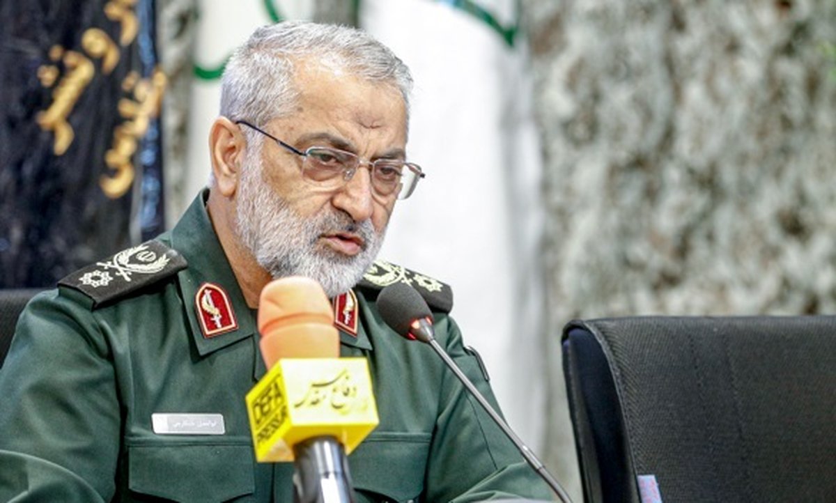 سردار شکارچی: دفاع مقدس بیمهکننده انقلاب اسلامی است