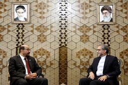 سفیر امارات برای از سرگیری روابط با رئیس کمیته خارجی مجلس دیدار کرد