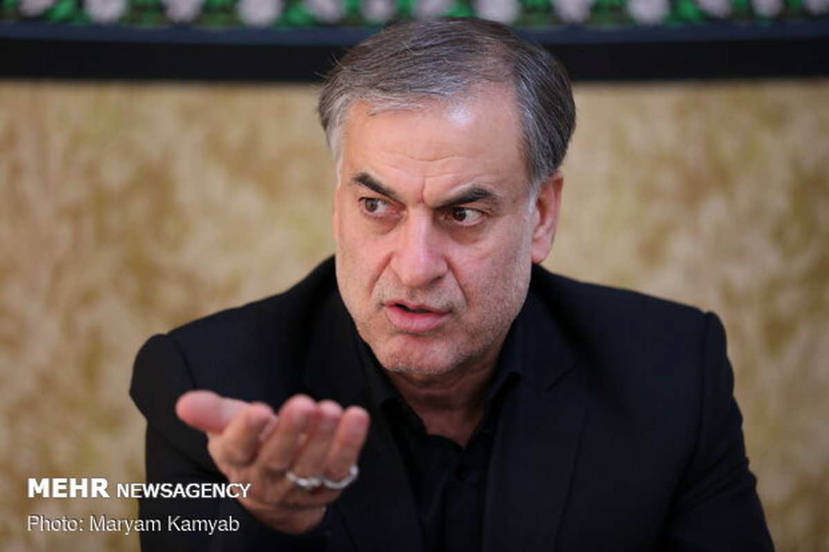 احمدی بیغش: آقای رئیسی! آدمهای تکراری راه بندانند نه راهگشا