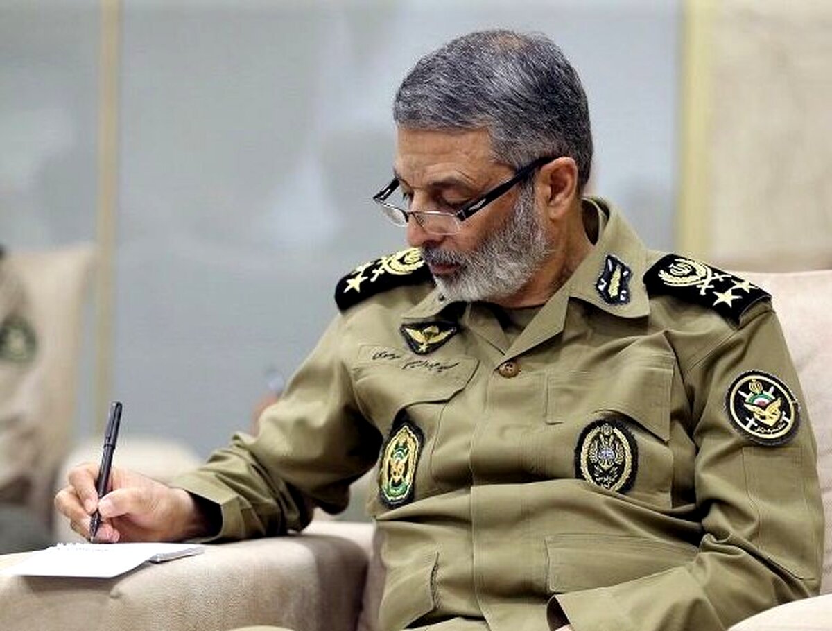 فرمانده کل ارتش به وزیر جدید دفاع پیام داد
