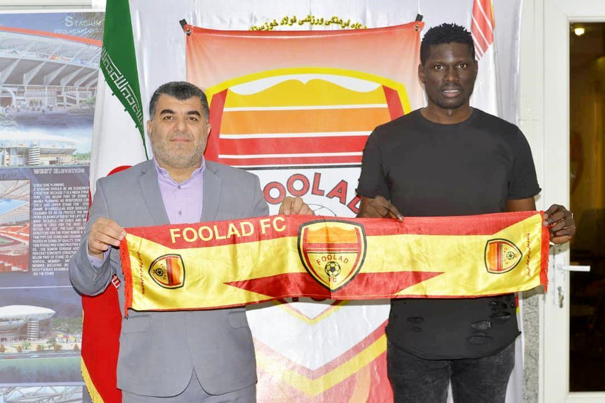 کولیبالی قرارداد 2 ساله با فولاد امضا کرد+عکس