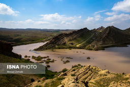 تصاویر سر ریز شدن یکی از قدیمی‌ترین سد های قوسی جهان