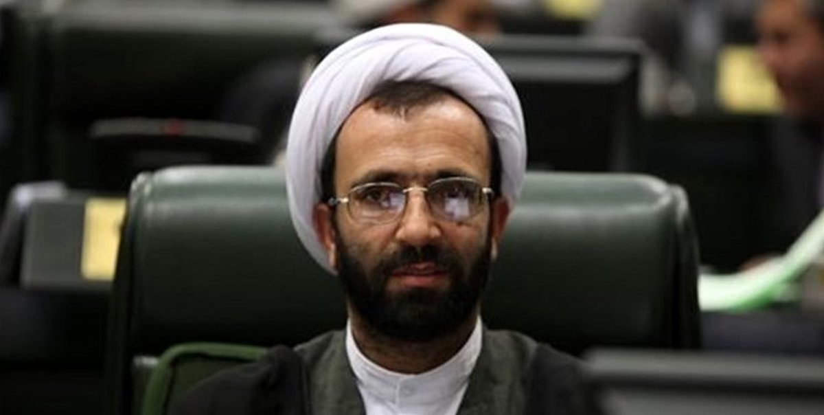 آقای روحانی! خون شما رنگینتر از یک میلیون دانشآموزی است که باید سر جلسه کنکور حاضر شوند