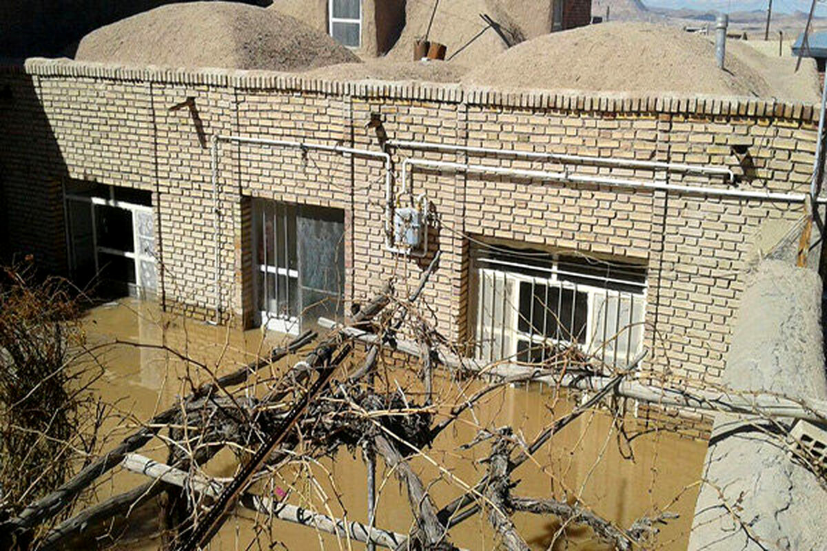 رفسنجان در سیل غرق شد/ آسیب جدی به خانه‌ها و لوازم منزل