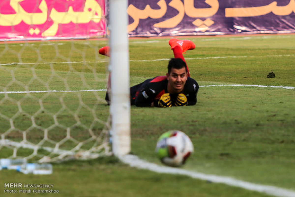 لک سایپایی شد/ دروازهبان نساجی جدا شد!