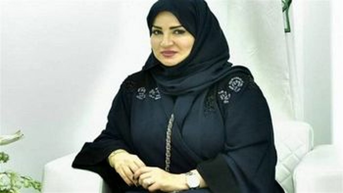  خواهر بن سلمان یک لوله کش را مجبور کرد پایش را ببوسد