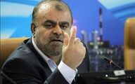 لحظاتی از اقامه نماز بر پیکر رستم قاسمی در مسجد پیامبر اعظم(ص) تهران