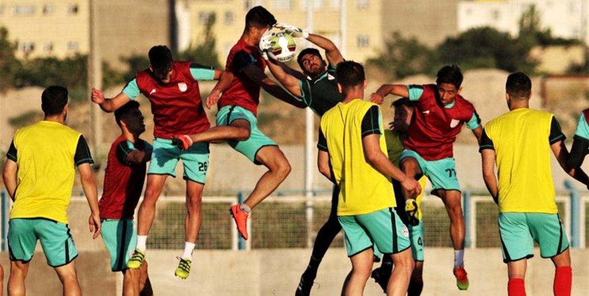 گلزنی دروازهبانان تراکتور