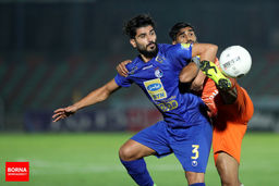 مدیران استقلال به دنبال خرید یک مدافع جدید