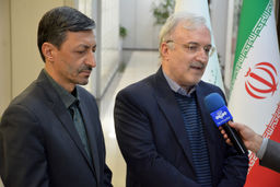 ​وزیر بهداشت: اضافه شدن ۶۴۰ تخت بیمارستانی به سیستم درمانی کشور توسط بنیاد مستضعفان