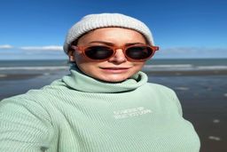 عکس بامزه فریبا نادری با لباس خونگی | فریبا خانوم بعد زایمان چه جذاب شده + عکس جدید