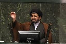 نماینده اصفهان: اعتراضات زمینه سوء استفاده را فراهم می‌کند