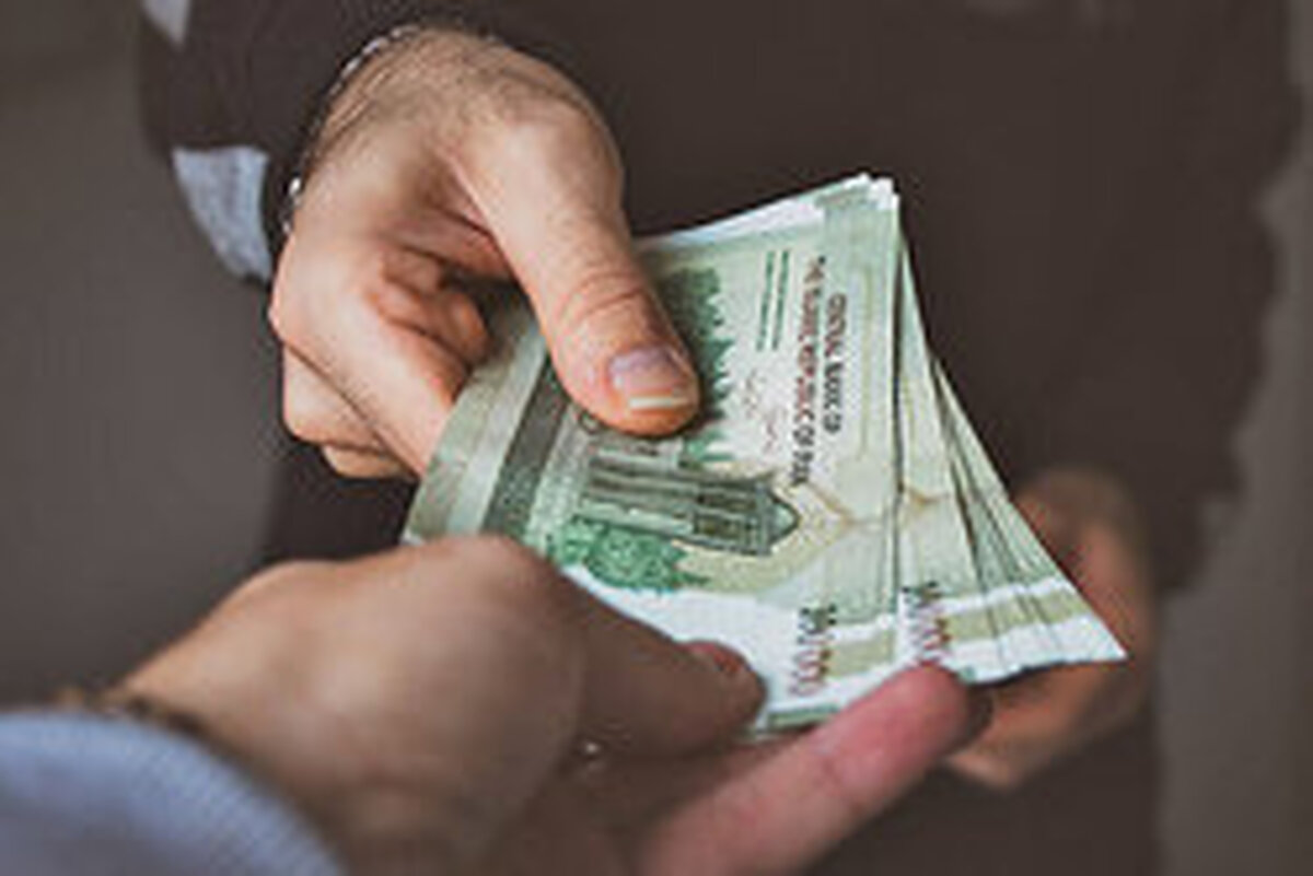 آیا واقعا عیدی بازنشستگان و کارمندان واریز شده است؟
