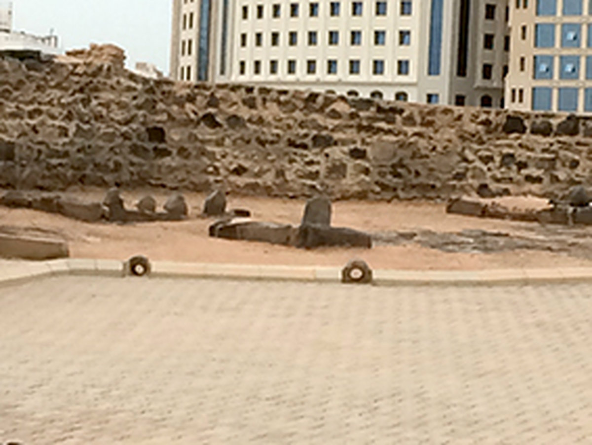 عکس پروفایل مذهبی؛ قبرستان بقییع/ قبر امام معصوم