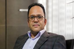 ایران در مسیر کوبا شدن است