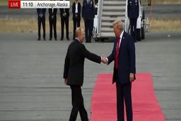 ماجرای احترام پوتین به ترامپ با لم ندادن در جلسه