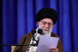 رهبر انقلاب:شتاب حرکت علمی ایران ۱۳ برابر متوسط جهانی بوده است/ مهم‌ترین نیاز امروز دنیای اسلام وحدت و پیشرفت علمی است 