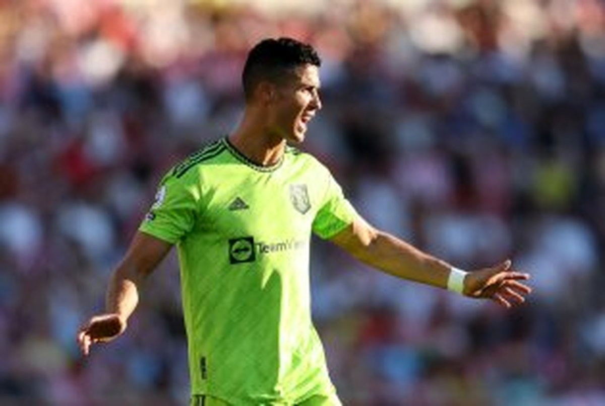 دروغ است؛ رونالدو علاقهای به اتلتیکو ندارد