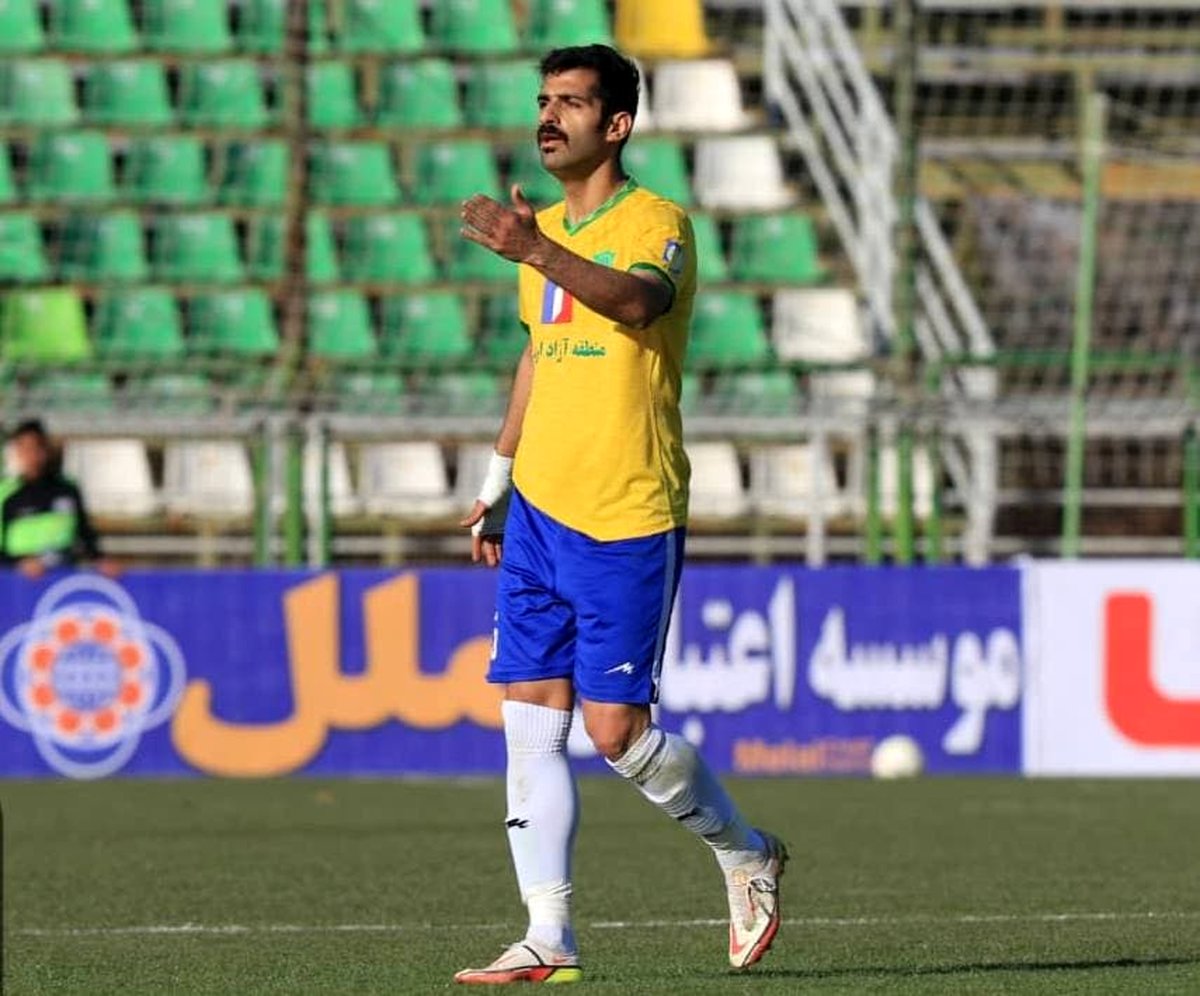 یزدان دوست: نفت به جایگاه بالاتر جدول فکر میکند