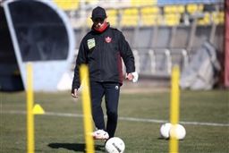 مرین گلزنی سرخپوشان با ۶ دروازه کوچک (عکس)