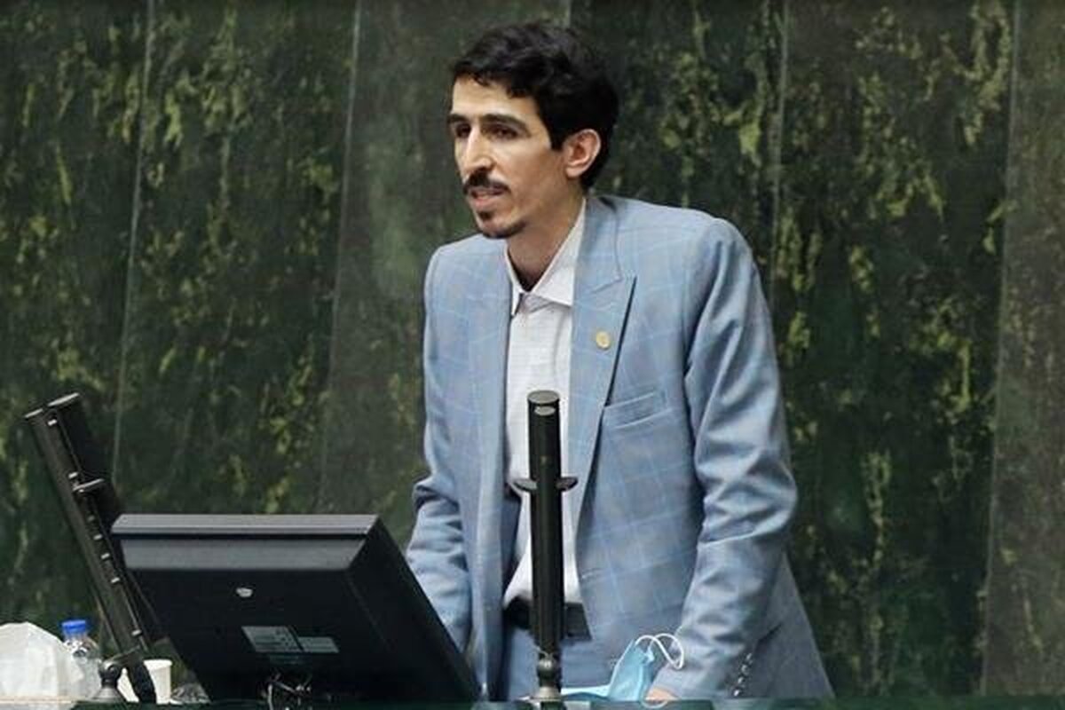 نماینده تهران: وزرای مرتبط با کوچکترین پرونده فساد را بر نمی‌تابیم