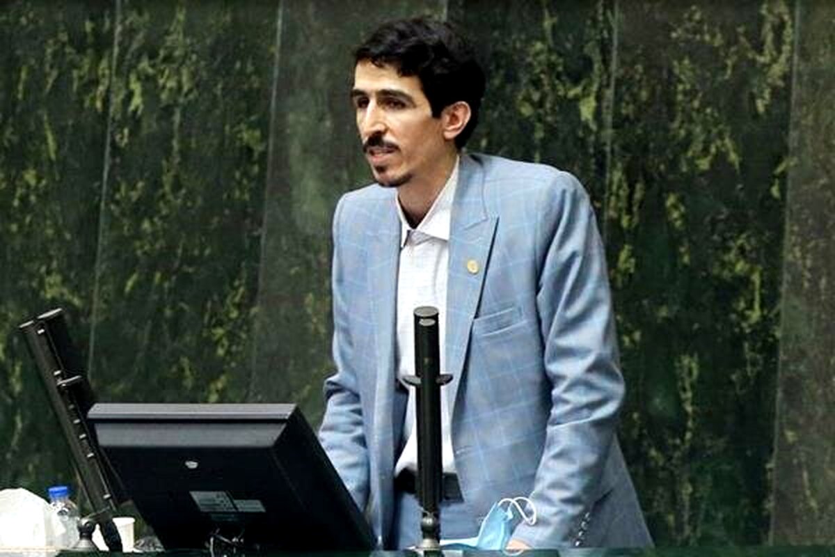 نماینده تهران: وزرای مرتبط با کوچکترین پرونده فساد را بر نمی‌تابیم
