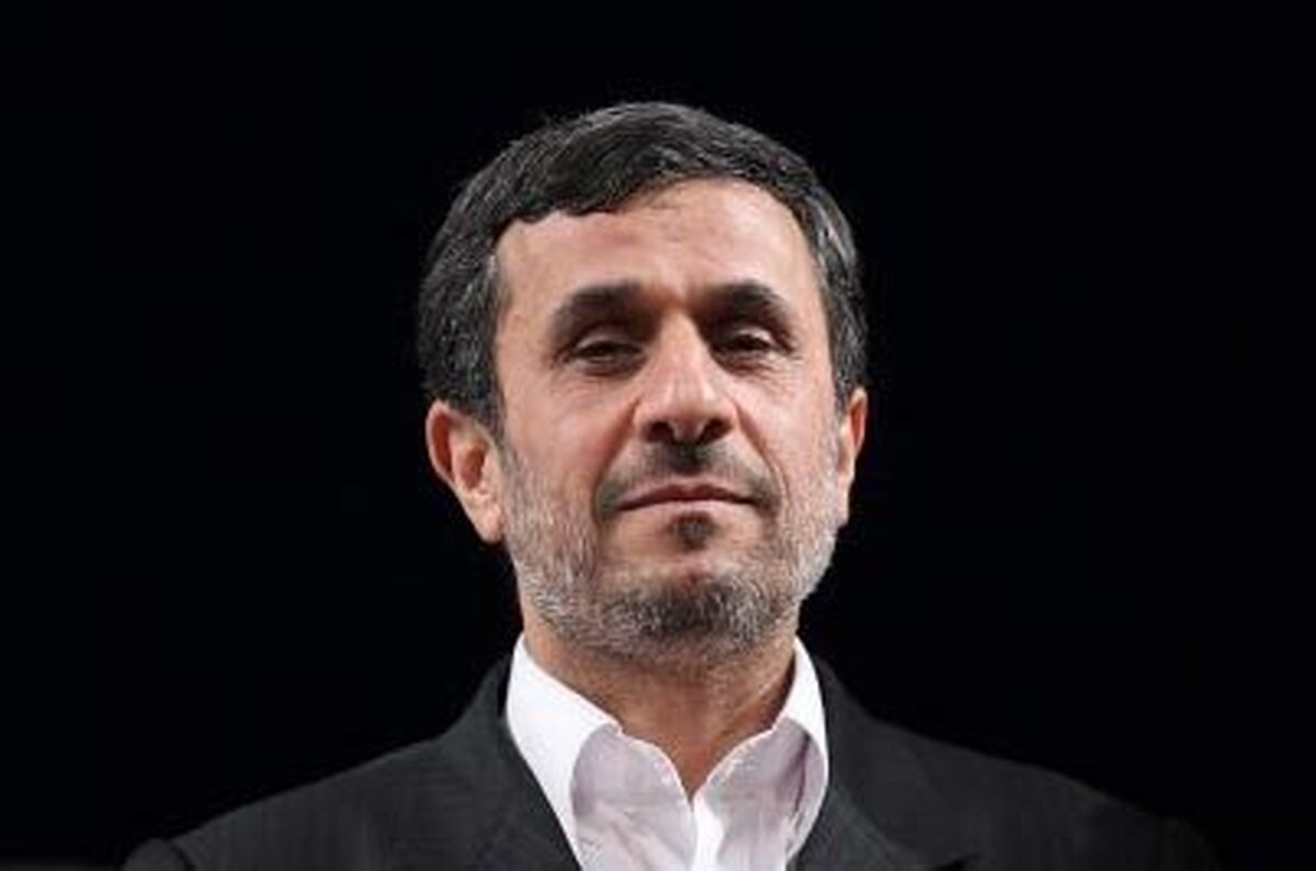 احمدی‌نژاد دیگر به جای بسم الله چه می گوید؟