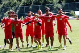 کاپیتان پرسپولیس در نبود سید و ماهینی برابر سایپا کیست؟