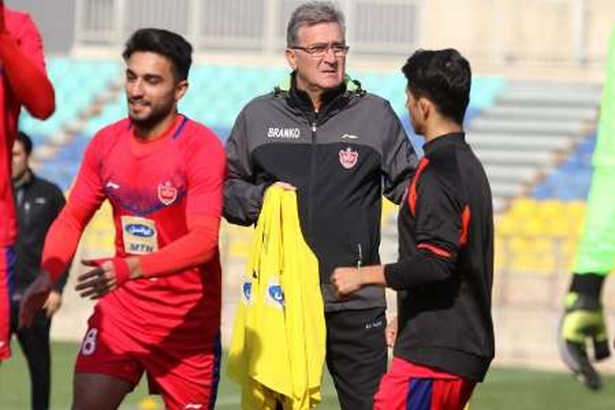 برانکو برنامه  پرسپولیس تا ترک تهران برای اردوی قطر را اعلام کرد
