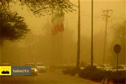 یک کشته در تصادف زنجیره‌ای بر اثر طوفان شن در محور انار-یزد