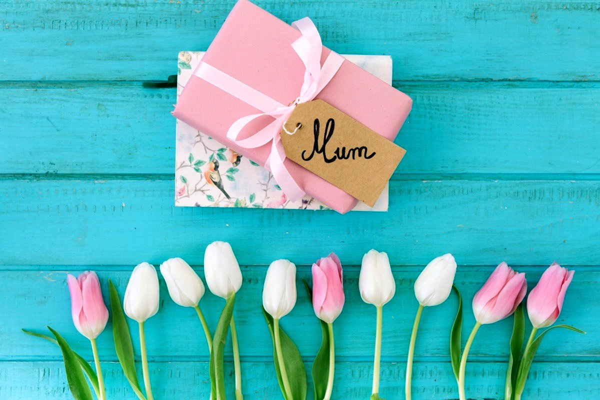 هدیه روز مادر ارزان؛ پیشنهادهایی که هم اقتصادی‌اند و هم احساسی 