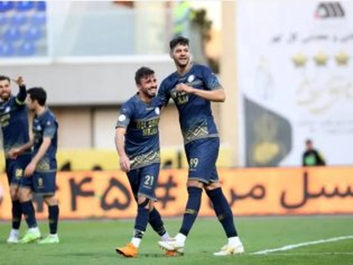 گل گهر کیروش را حفظ کرد