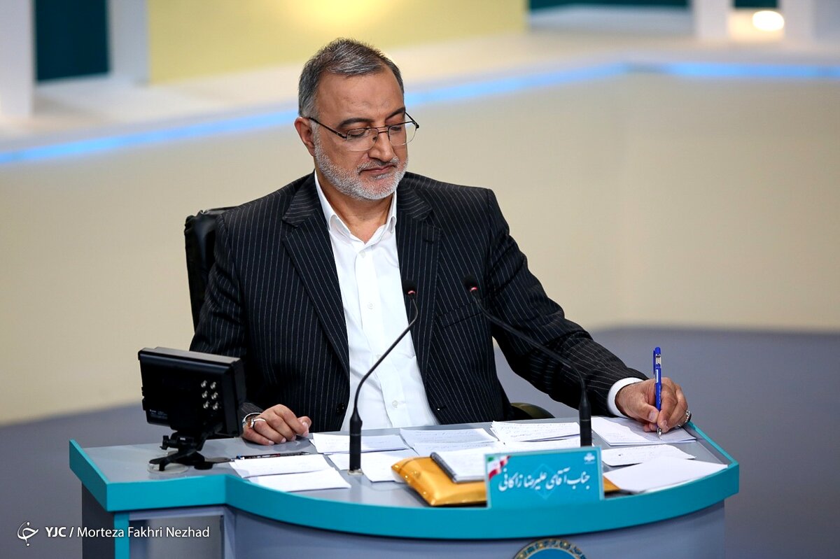 زاکانی: دنبال دیوارکشی دور کشور نیستیم