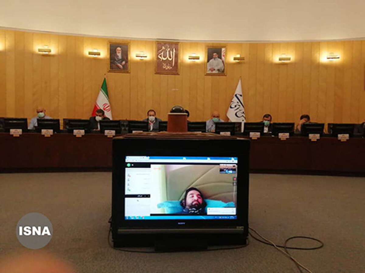 وضعیت عجیب آذری جهرمی در جلسه مجمع نمایندگان مجلس