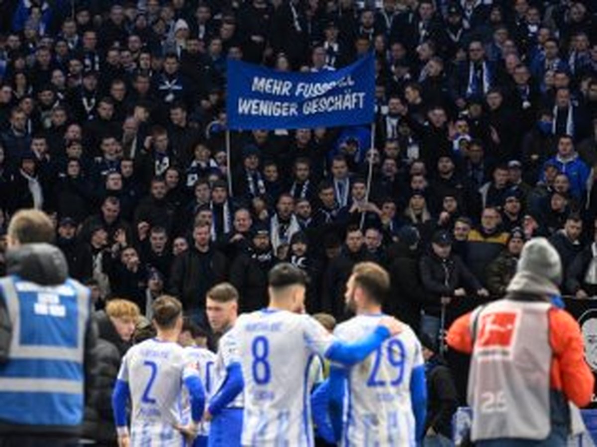 نگذارید هواداران فوتبال را مال خود کنند